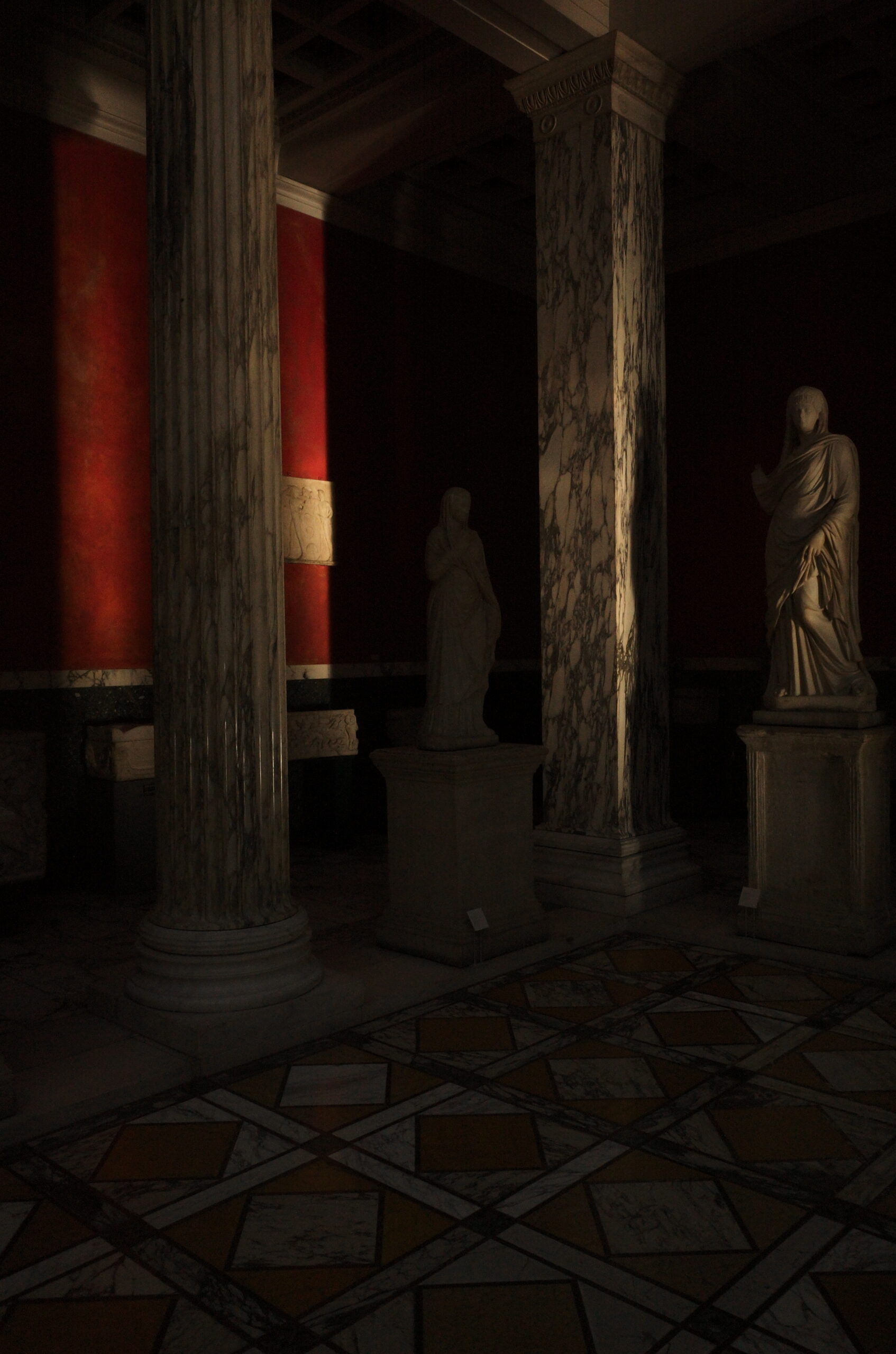 Glyptoteket Copenhagen Red Light